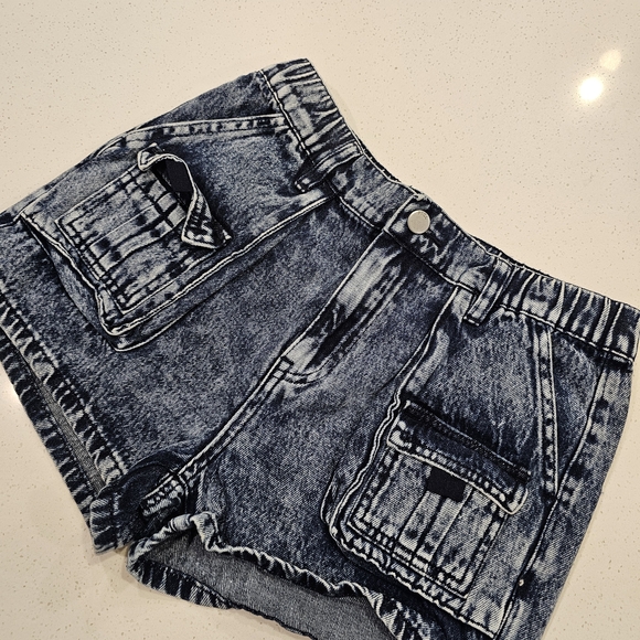 Pants - High-Rise Acid Wash Denim Shorts - Blue
